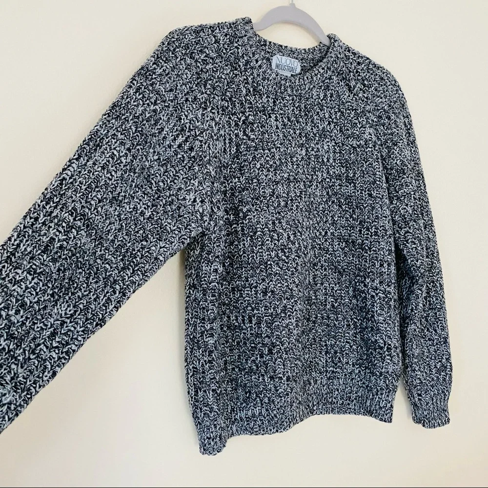 Vintage Nuovo long sleeve crew neck wool blend pullover sweater - Picture 6 of 8